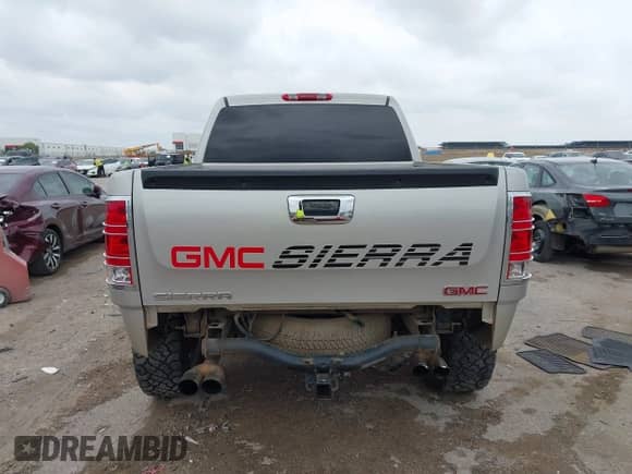 2009 GMC Sierra 1500 SL с VIN 3GTEC13C29G110873, выставлен на аукционе IAAI как лот 42114097 с пробегом 186 452 миль миль и . История ставок и продаж доступна на DreamBid. Изображение 16.