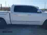 2020 Ram 1500 Limited z VIN 1C6SRFHT8LN190922, wystawiony jako IAAI lot #41961670 z przebiegiem 120 100 mil mil oraz . Historia ofert i sprzedaży dostępna na DreamBid. Obrazek 13.