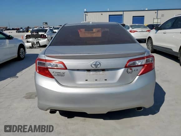 2012 Toyota Camry XLE с VIN 4T1BK1FK8CU018398, выставлен на аукционе Copart как лот 81991675 с пробегом 210 231 миль миль и Списание • Salvage title. История ставок и продаж доступна на DreamBid. Изображение 6.