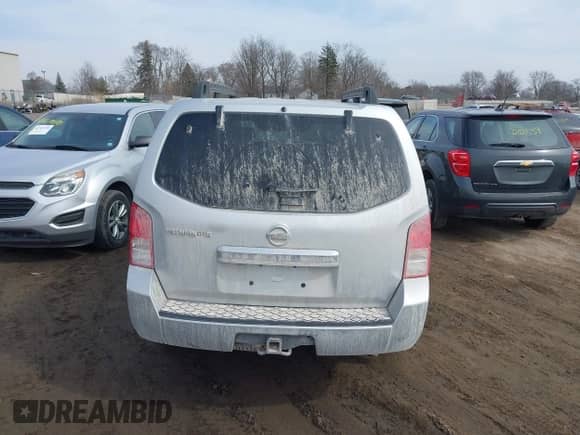 2012 Nissan Pathfinder SV с VIN 5N1AR1NB6CC604094, выставлен на аукционе IAAI как лот 41761745 с пробегом 77 872 миль миль и . История ставок и продаж доступна на DreamBid. Изображение 16.