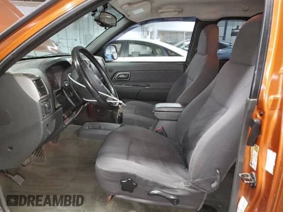 2005 Chevrolet Colorado Z71 with VIN 1GCDT196758225997, listed as a Copart auction lot 90606275 with 155,230 mi miles and Clean title. Bid and sale history available at DreamBid. Image 7.