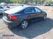 2012 Volvo S60 T5 с VIN YV1622FS4C2119147, выставлен на аукционе IAAI как лот 43239923 с пробегом 171 696 миль миль и . История ставок и продаж доступна на DreamBid. Изображение 4.