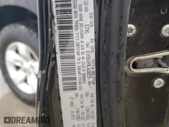 2017 Ram 1500 Tradesman z VIN 1C6RR7KT6HS785418, wystawiony jako Copart lot #80336724 z przebiegiem 83 127 mil mil oraz Szkoda całkowita • Salvage title. Historia ofert i sprzedaży dostępna na DreamBid. Obrazek 12.