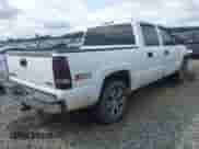 2005 GMC Sierra 1500 SLE with VIN 2GTEK13T851282721, listed as a IAAI auction lot 42390234 with 257,073 mi miles and . Bid and sale history available at DreamBid. Image 4.