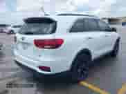 2020 Kia Sorento LX z VIN 5XYPG4A52LG660695, wystawiony jako IAAI lot #42705893 z przebiegiem 180 717 mil mil oraz . Historia ofert i sprzedaży dostępna na DreamBid. Obrazek 4.