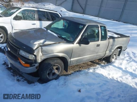 1998 Chevrolet S-10 LS с VIN 1GCCS1948W8206888, выставлен на аукционе IAAI как лот 41356811 с пробегом 98 642 миль миль и . История ставок и продаж доступна на DreamBid. Изображение 2.