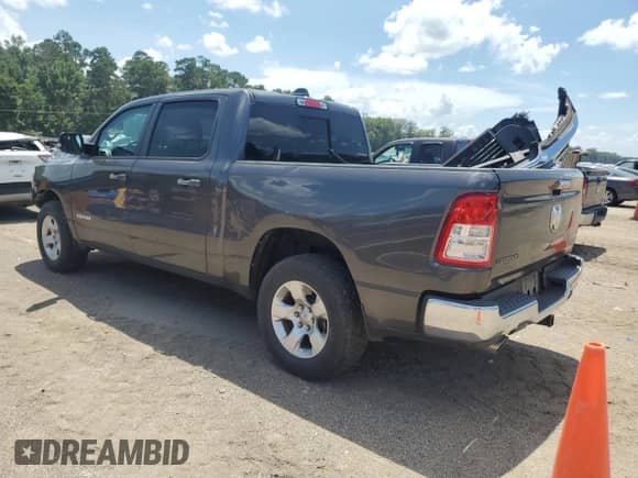 2020 Ram 1500 Big Horn с VIN 1C6RREFT1LN209127, выставлен на аукционе Copart как лот 64602685 с пробегом 171 026 миль миль и Списание • Salvage title. История ставок и продаж доступна на DreamBid. Изображение 2.