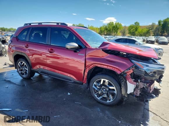 2025 Subaru Forester Limited Hybrid z VIN JF2SLSRD8SH404719, wystawiony jako Copart lot #80115755 z przebiegiem 3 165 mil mil oraz Szkoda całkowita • Salvage title. Historia ofert i sprzedaży dostępna na DreamBid. Obrazek 4.