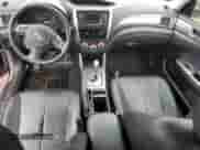 2011 Subaru Forester X Limited z VIN JF2SHAEC2BH728130, wystawiony jako Copart lot #85941235 z przebiegiem 101 564 mil mil oraz Czysty tytuł • Clean title. Historia ofert i sprzedaży dostępna na DreamBid. Obrazek 8.