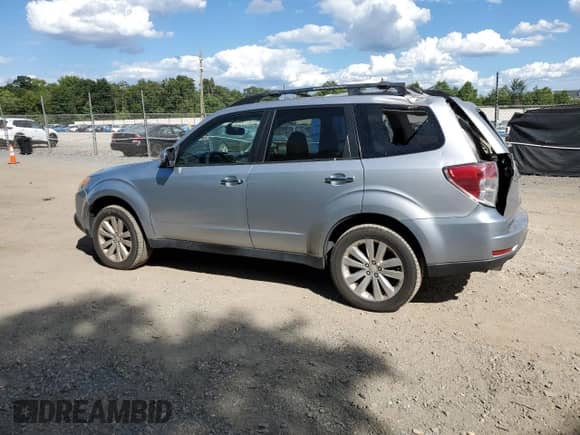 2013 Subaru Forester X Limited z VIN JF2SHAEC8DH434315, wystawiony jako Copart lot #70504655 z przebiegiem 139 261 mil mil oraz Szkoda całkowita • Salvage title. Historia ofert i sprzedaży dostępna na DreamBid. Obrazek 2.