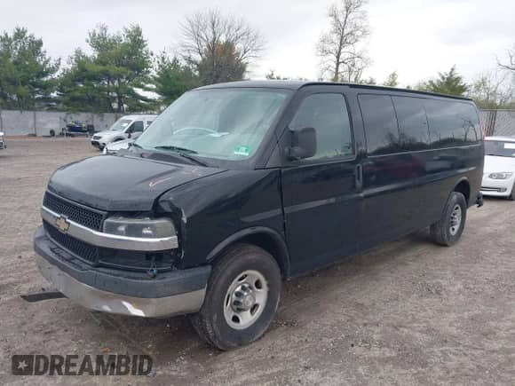 2013 Chevrolet Express Passenger 1LT с VIN 1GAZG1FA7D1178490, выставлен на аукционе IAAI как лот 41956588 с пробегом 263 319 миль миль и . История ставок и продаж доступна на DreamBid. Изображение 2.
