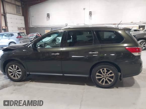 2016 Nissan Pathfinder Platinum with VIN 5N1AR2MM1GC601909, listed as a IAAI auction lot 42114650 with 151,423 mi miles and . Bid and sale history available at DreamBid. Image 14.