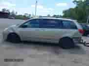 2005 Toyota Sienna CE с VIN 5TDZA23C85S262861, выставлен на аукционе IAAI как лот 42313364 с пробегом 187 887 миль миль и . История ставок и продаж доступна на DreamBid. Изображение 15.