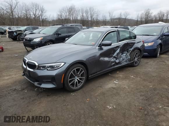 2021 BMW 3 Series 330e xDrive с VIN 3MW5P9J02M8B56487, выставлен на аукционе Copart как лот 40165144 с пробегом 31 033 миль миль и . История ставок и продаж доступна на DreamBid. Изображение 1.