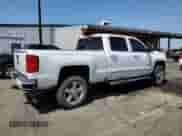 2016 Chevrolet Silverado 2500HD LTZ z VIN 1GC1KWEG3GF162736, wystawiony jako Copart lot #62386345 z przebiegiem 113 259 mil mil oraz Czysty tytuł • Clean title. Historia ofert i sprzedaży dostępna na DreamBid. Obrazek 3.