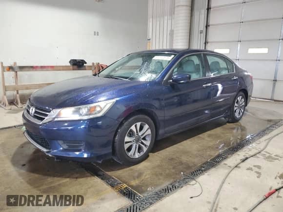 2014 Honda Accord LX с VIN 1HGCR2F32EA127626, выставлен на аукционе Copart как лот 81242575 с пробегом 96 730 миль миль и Списание • Salvage title. История ставок и продаж доступна на DreamBid. Изображение 1.