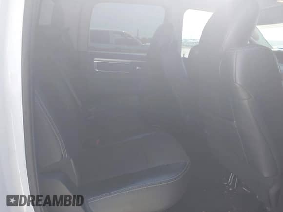 2019 Ram 1500 Big Horn z VIN 1C6RR6LT0KS586476, wystawiony jako IAAI lot #42810074 z przebiegiem 87 551 mil mil oraz . Historia ofert i sprzedaży dostępna na DreamBid. Obrazek 8.