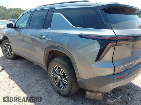 2024 Chevrolet Traverse AWD LT with VIN 1GNEVGKS1RJ211978, listed as a IAAI auction lot 42766461 with 17,365 mi miles and . Bid and sale history available at DreamBid. Image 3.
