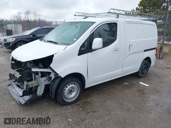 2015 Chevrolet City Express Cargo LT z VIN 3N63M0ZN1FK722253, wystawiony jako IAAI lot #41755283 z przebiegiem 44 479 mil mil oraz . Historia ofert i sprzedaży dostępna na DreamBid. Obrazek 2.