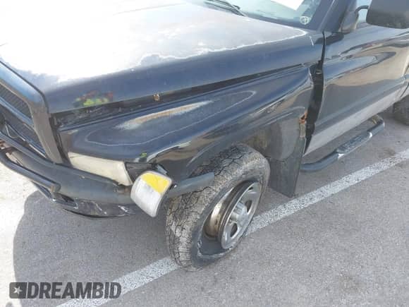1996 Dodge 1500 с VIN 1B7HF16Y2TS561233, выставлен на аукционе IAAI как лот 41491143 с пробегом 165 875 миль миль и . История ставок и продаж доступна на DreamBid. Изображение 6.