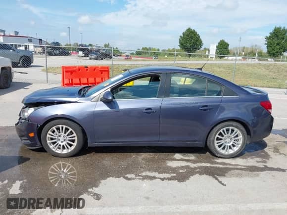2013 Chevrolet Cruze ECO с VIN 1G1PH5SB0D7252310, выставлен на аукционе IAAI как лот 43268607 с пробегом 134 641 миль миль и . История ставок и продаж доступна на DreamBid. Изображение 14.
