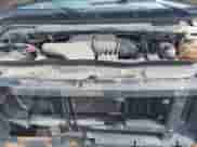 2011 Ford Econoline Cargo Commercial z VIN 1FTNE2EW8BDB17532, wystawiony jako IAAI lot #43024707 z przebiegiem 391 765 mil mil oraz . Historia ofert i sprzedaży dostępna na DreamBid. Obrazek 10.