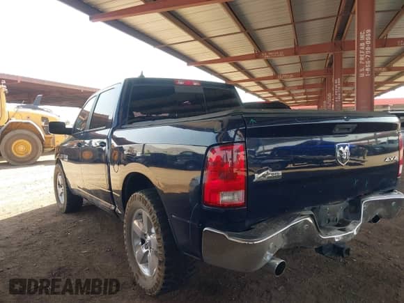 2014 Ram 1500 Big Horn z VIN 1C6RR7LT1ES158734, wystawiony jako IAAI lot #42632086 z przebiegiem 128 637 mil mil oraz . Historia ofert i sprzedaży dostępna na DreamBid. Obrazek 3.