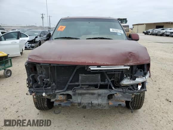 2000 Chevrolet Suburban LS с VIN 3GNEC16T5YG180711, выставлен на аукционе Copart как лот 44762755 с пробегом 176 855 миль миль и Списание • Salvage title. История ставок и продаж доступна на DreamBid. Изображение 5.