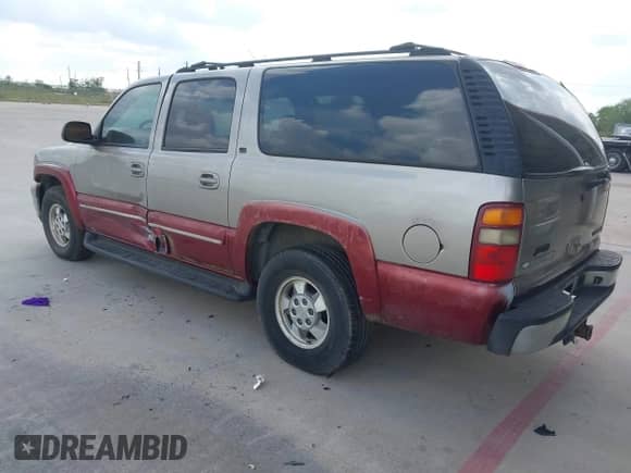 2003 Chevrolet Suburban LT with VIN 3GNEC16Z93G187013, listed as a IAAI auction lot 43529399 with 271,367 mi miles and . Bid and sale history available at DreamBid. Image 3.