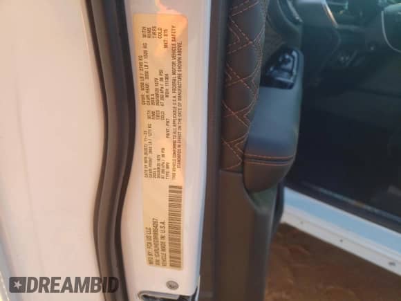 2024 Jeep Grand Cherokee Summit Reserve с VIN 1C4RJHEG9R8954267, выставлен на аукционе Copart как лот 79805214 с пробегом 1 085 миль миль и Списание • Salvage title. История ставок и продаж доступна на DreamBid. Изображение 13.