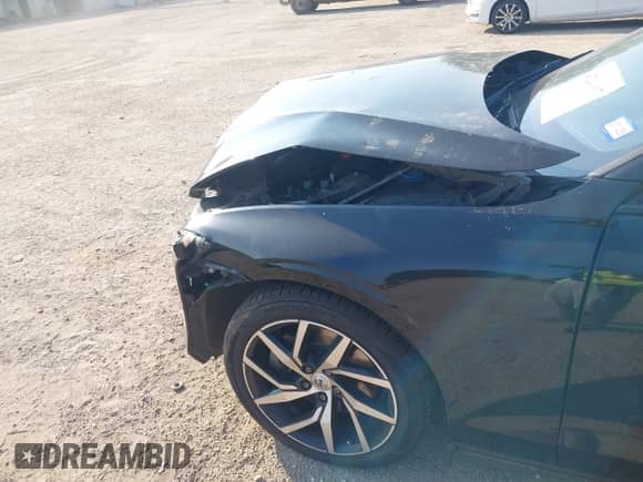 2020 Volvo S60 Momentum с VIN 7JR102FK8LG056936, выставлен на аукционе IAAI как лот 43241017 с пробегом 223 747 миль миль и . История ставок и продаж доступна на DreamBid. Изображение 19.