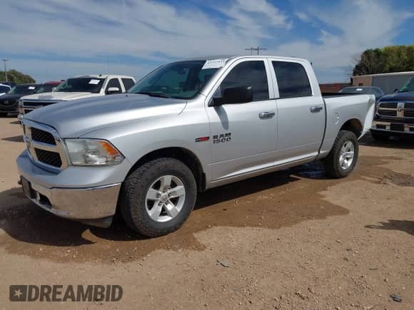 2016 Ram 1500 Tradesman z VIN 1C6RR7KM2GS121544, wystawiony jako IAAI lot #43322819 z przebiegiem 172 458 mil mil oraz . Historia ofert i sprzedaży dostępna na DreamBid. Obrazek 2.