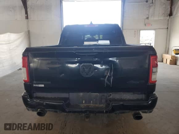 2022 Ram 1500 Big Horn z VIN 1C6SRFFT3NN139723, wystawiony jako Copart lot #84616785 z przebiegiem 146 106 mil mil oraz Czysty tytuł • Clean title. Historia ofert i sprzedaży dostępna na DreamBid. Obrazek 6.