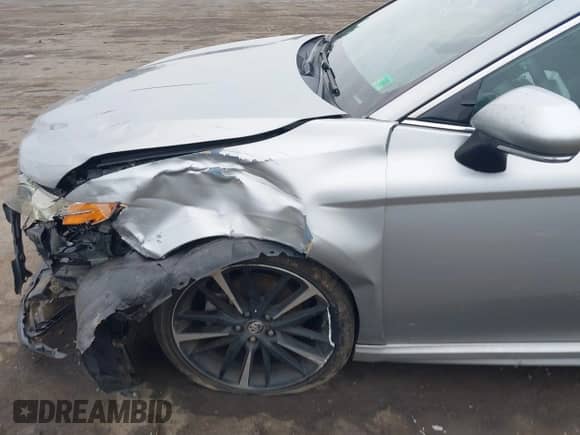 2020 Toyota Camry XSE z VIN 4T1K61AK2LU348775, wystawiony jako IAAI lot #43318321 z przebiegiem 66 564 mil mil oraz . Historia ofert i sprzedaży dostępna na DreamBid. Obrazek 6.