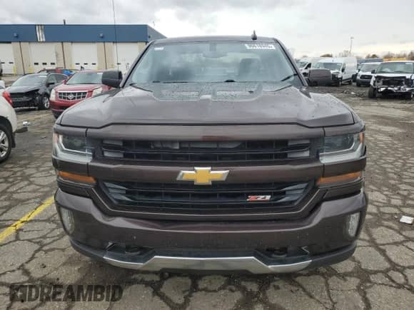 2016 Chevrolet Silverado 1500 LT with VIN 1GCVKRECXGZ214006, listed as a Copart auction lot 90618945 with 263,380 mi miles and Clean title. Bid and sale history available at DreamBid. Image 5.
