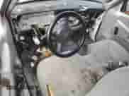 2000 Chevrolet S-10 с VIN 1GCCS1446YK183642, выставлен на аукционе Copart как лот 64385155 с пробегом Не указан миль и Списание • Salvage title. История ставок и продаж доступна на DreamBid. Изображение 8.