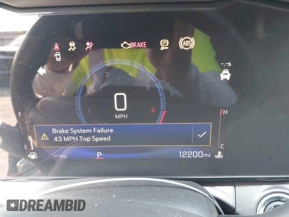 2025 Chevrolet Trax ACTIV with VIN KL77LKEP0SC052475, listed as a IAAI auction lot 43257058 with 12,200 mi miles and . Bid and sale history available at DreamBid. Image 7.