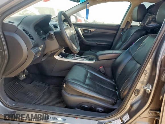 2015 Nissan Altima SL with VIN 1N4AL3AP5FN921303, listed as a Copart auction lot 85579855 with 236,654 mi miles and Salvage title. Bid and sale history available at DreamBid. Image 7.