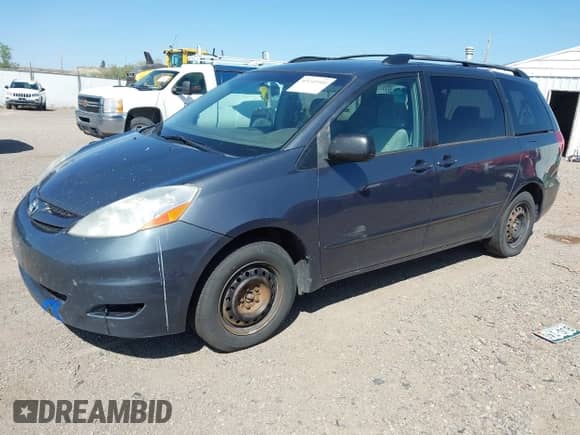 2008 Toyota Sienna CE с VIN 5TDZK23C28S204956, выставлен на аукционе IAAI как лот 43241944 с пробегом 214 542 миль миль и . История ставок и продаж доступна на DreamBid. Изображение 2.
