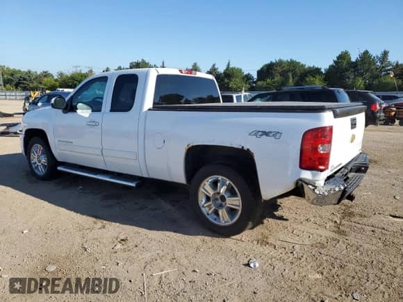2013 Chevrolet Silverado 1500 LTZ z VIN 1GCRKTE7XDZ351847, wystawiony jako Copart lot #70548135 z przebiegiem 99 184 mil mil oraz Szkoda całkowita • Salvage title. Historia ofert i sprzedaży dostępna na DreamBid. Obrazek 2.