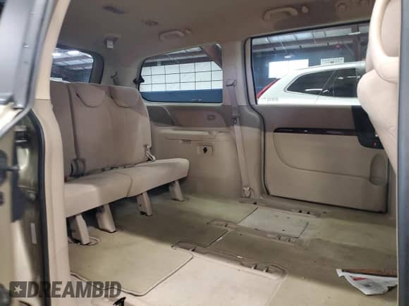 2007 Hyundai Entourage GLS с VIN KNDMC233276029792, выставлен на аукционе Copart как лот 56625475 с пробегом 108 487 миль миль и Чистый • Clean title. История ставок и продаж доступна на DreamBid. Изображение 11.