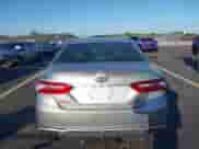 2018 Toyota Camry SE с VIN 4T1B11HK2JU108174, выставлен на аукционе IAAI как лот 43536123 с пробегом 9 549 миль миль и . История ставок и продаж доступна на DreamBid. Изображение 16.