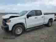 2020 Chevrolet Silverado 1500 Work Truck z VIN 1GCRWAEF9LZ261152, wystawiony jako Copart lot #55047875 z przebiegiem 24 782 mil mil oraz Szkoda całkowita • Salvage title. Historia ofert i sprzedaży dostępna na DreamBid. Obrazek 1.