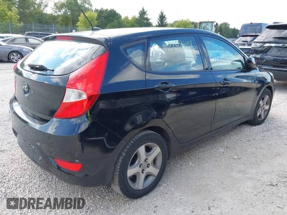 2013 Hyundai Accent GS с VIN KMHCT5AE5DU093541, выставлен на аукционе IAAI как лот 43149881 с пробегом 168 909 миль миль и . История ставок и продаж доступна на DreamBid. Изображение 4.