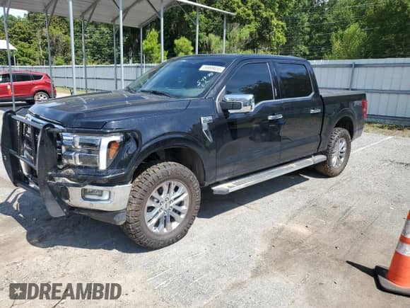 2024 Ford F-150 Lariat с VIN 1FTFW5L55RFB88215, выставлен на аукционе Copart как лот 59999455 с пробегом 14 526 миль миль и Списание • Salvage title. История ставок и продаж доступна на DreamBid. Изображение 1.