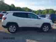 2020 Jeep Compass Latitude с VIN 3C4NJDBB8LT157503, выставлен на аукционе IAAI как лот 42869440 с пробегом 103 074 миль миль и . История ставок и продаж доступна на DreamBid. Изображение 14.