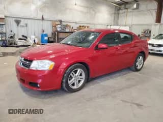 2013 Dodge Avenger SXT z VIN 1C3CDZCG7DN506856, wystawiony jako Copart lot #81951645 z przebiegiem 194 842 mil mil oraz Nie do naprawy • Non repairable. Historia ofert i sprzedaży dostępna na DreamBid. Obrazek 1.