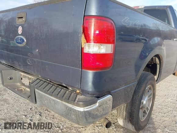 2005 Ford F-150 XL with VIN 1FTRF145X5NB78736, listed as a IAAI auction lot 41444095 with 179,074 mi miles and . Bid and sale history available at DreamBid. Image 15.