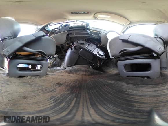 2000 Chevrolet Express z VIN 1GAHG39R3Y1163418, wystawiony jako IAAI lot #41864583 z przebiegiem 137 770 mil mil oraz . Historia ofert i sprzedaży dostępna na DreamBid. Obrazek 19.