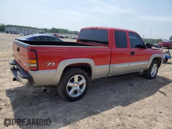 2006 GMC Sierra 1500 SLE1 z VIN 1GTEK19B56Z274034, wystawiony jako Copart lot #60263955 z przebiegiem 128 599 mil mil oraz Szkoda całkowita • Salvage title. Historia ofert i sprzedaży dostępna na DreamBid. Obrazek 3.